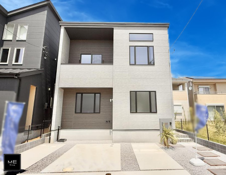 nOώʐ^ OρV炵n܂ꏊŁAƑJ[߂