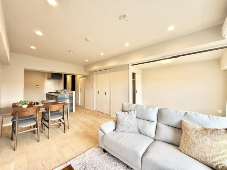 rO VvґA؂ȐlƉ߂Sقǂ