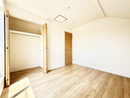 ���̑����� �������D��ŉ��₩�Ȏ��Ԃ��������