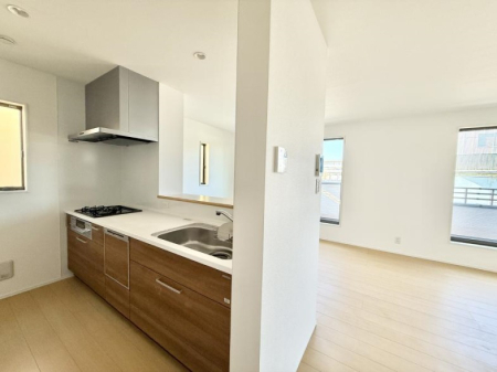 �L�b�`�� �������Ƒ����J��[�߂�A������̂���L�b�`��