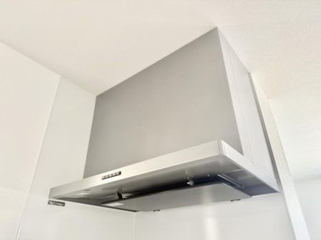 ���̑����� �ݔ����������̏��C����������C��ɗU������A�����I�ɔr�����ł��܂��B