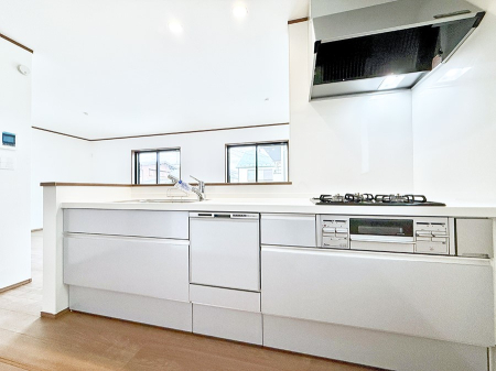 �L�b�`�� �����������������Ɗy�����Ȃ�A���K�ȃL�b�`�����