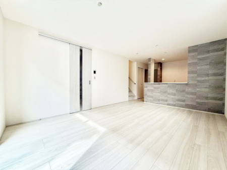 rO 났ƏΊ炪W܂AS܂郊rO