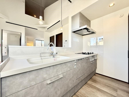 �L�b�`�� �������Ƒ����J��[�߂�A������̂���L�b�`��