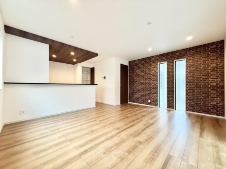 ���r���O ���������났�ƏΊ炪�W�܂�A�S���܂郊�r���O