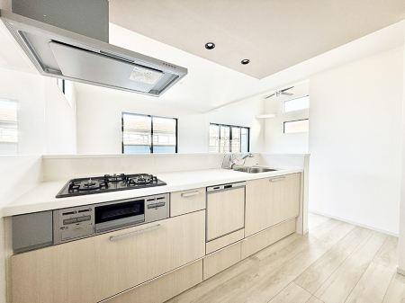 �L�b�`�� �����������������Ɗy�����Ȃ�A���K�ȃL�b�`�����