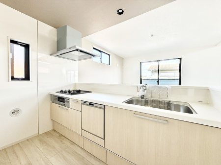 �L�b�`�� �������Ƒ��ƂȂ���A�R�~���j�P�[�V�����̏�