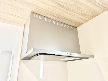 ���̑����� �ݔ����������̏��C����������C��ɗU������A�����I�ɔr�����ł��܂��B