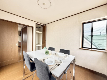 rO 났ƏΊ炪W܂AS܂郊rO