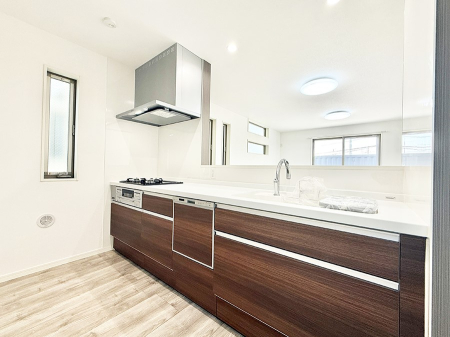 �L�b�`�� ���������y���݂ƐH�ׂ�K����͂���L�b�`��