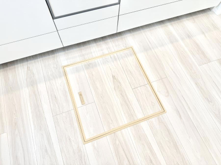 ���̑����� �ݔ����B�ꂽ���[�X�y�[�X�ŉƑS�̂��X�b�L��