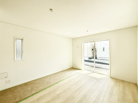 rO 났ƏΊ炪W܂AS܂郊rO