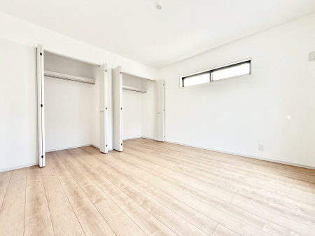 �Q�� ���������̔z�u��ʋC���̗ǂ��݌v�ŕ����̋�C�������炸�A��ɐV�N�ȋ�C������܂�