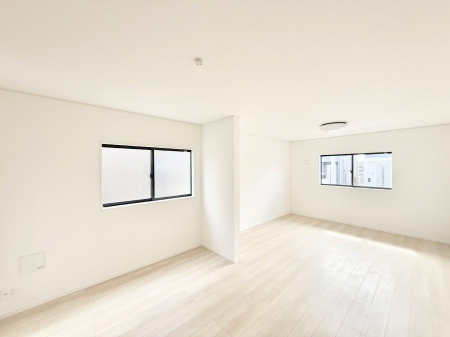 ���r���O ���������났�ƏΊ炪�W�܂�A�S���܂郊�r���O