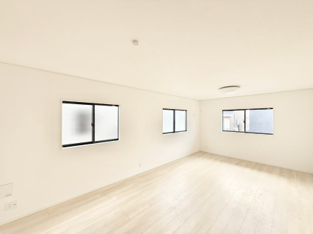 ���r���O ���������R�Ɖ�b�����܂��A�S�n�悢�ЂƂƂ�