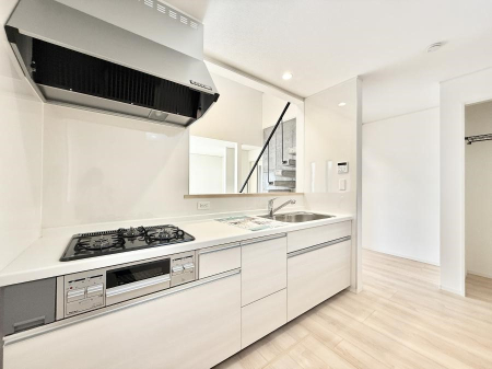 �L�b�`�� �������Ƒ����J��[�߂�A������̂���L�b�`��