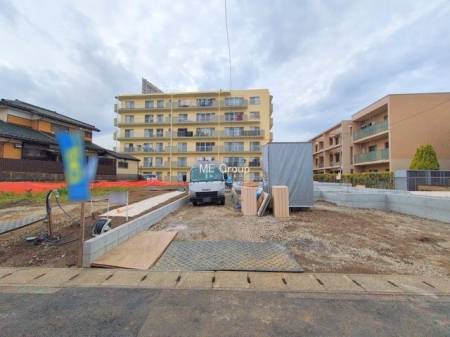 nOώʐ^ OρV炵n܂ꏊŁAƑJ[߂