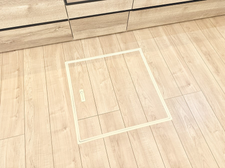 ̑ ݔBꂽ[Xy[XŉƑŜXbL