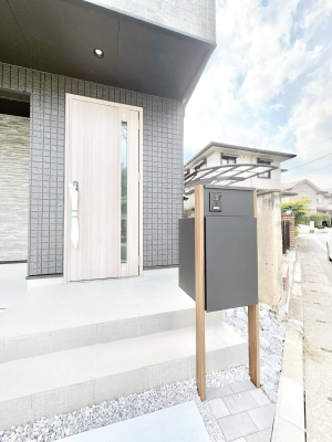 ���� �O�ρ� �V���v���Ŕ������A�Z�܂��̑���ۂ��ʂ錺�ւł�