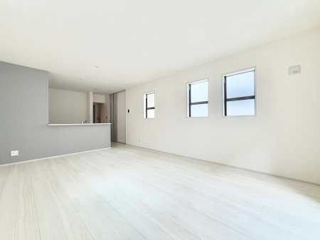 rO 났ƏΊ炪W܂AS܂郊rO