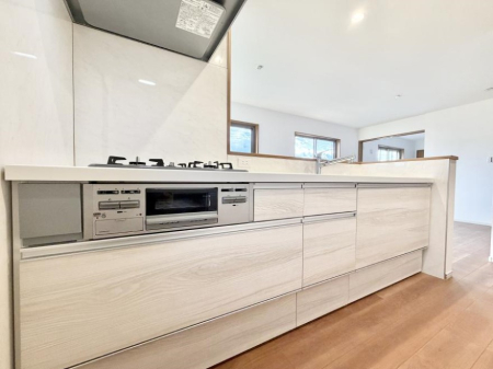 �L�b�`�� �������V���v���Ŕ������S�n�悢���Ԃ𐶂ރL�b�`�����