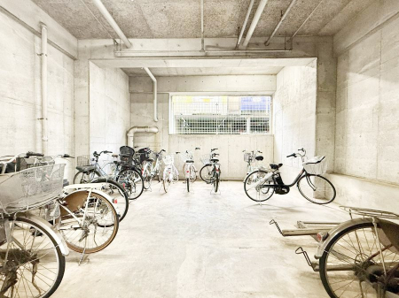 ̑ OρƐꂽ֏ŁA]Ԃ̕ۊǂSł