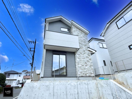 nOώʐ^ OρV炵n܂ꏊŁAƑJ[߂