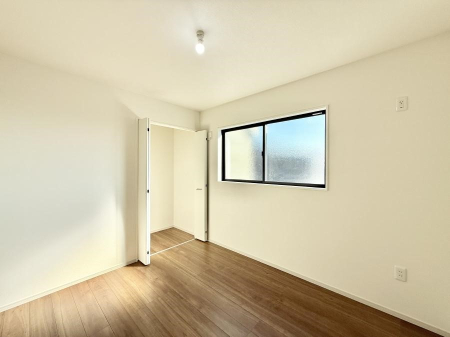 �Q�� ���������̔z�u��ʋC���̗ǂ��݌v�ŕ����̋�C�������炸�A��ɐV�N�ȋ�C������܂�