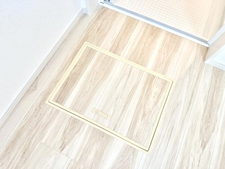 ̑ ݔBꂽ[Xy[XŉƑŜXbL