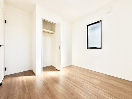 �q������ �������v���C�x�[�g��ԂƂ��ĐÂ��ŗ�������������񋟂��Ă���܂�