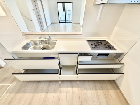 �L�b�`�� �������Ƒ����J��[�߂�A������̂���L�b�`��