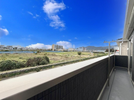 oRj[  G߂̈ڂ낢JIȋԂł