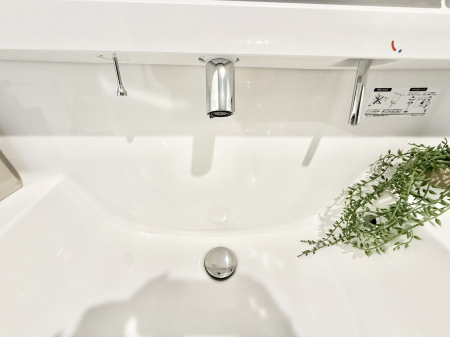 ���̑����� �ݔ����ׂ��������܂Ő􂢂₷���֗��ȃn���h�V�����[�t��