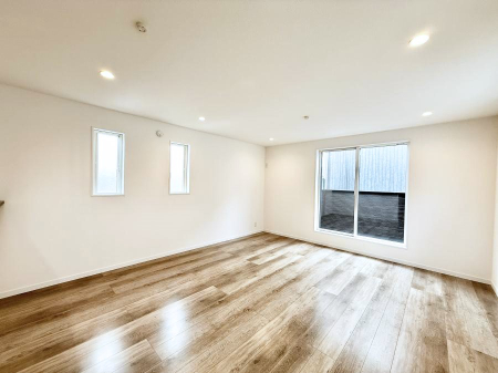 ���̑����� �������Ƒ��̏Ί炪���ӂ��A���났�̋��