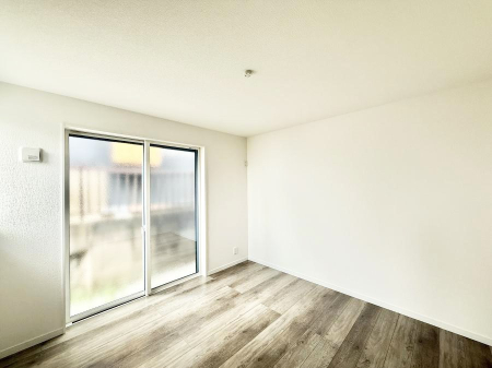 �q������ �������v���C�x�[�g��ԂƂ��ĐÂ��ŗ�������������񋟂��Ă���܂�