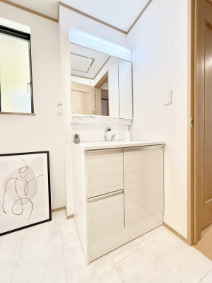 ʑEʏ 邢ʏ͖̎yłႢł