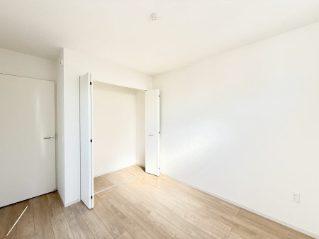 �q������ �������Ƌ�⃌�C�A�E�g�����R�ɔz�u�ł��邽�ߎg�����肪�ǂ����K�ɉ߂����܂�