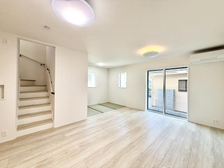 rO VvґA؂ȐlƉ߂Sقǂ