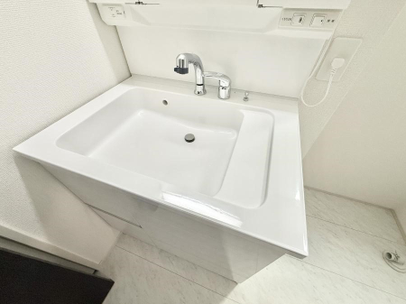 ���̑����� �ݔ����ׂ��������܂Ő􂢂₷���֗��ȃn���h�V�����[�t��