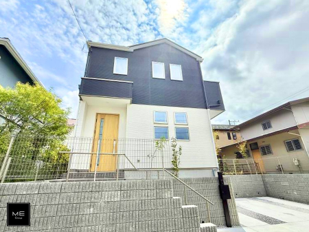 nOώʐ^ OρV炵n܂ꏊŁAƑJ[߂