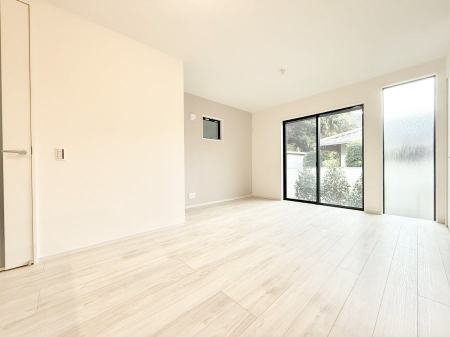 ���r���O ���������R�Ɖ�b�����܂��A�S�n�悢�ЂƂƂ�