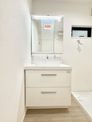 ʑEʏ 邢ʏ͖̎yłႢł