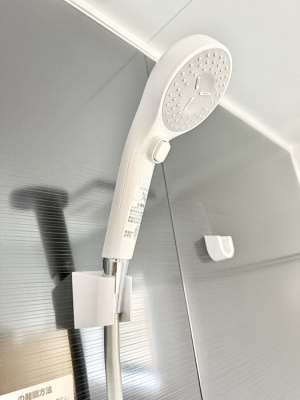 ���̑����� �ݔ����킴�킴�V�����[�����̃��o�[�܂Ŏ��L�΂��K�v���Ȃ��A�ȒP�Ɏ~���ł���