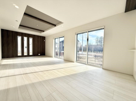 ���r���O ���������C�ɓ���̏ꏊ�ŁA�̂�т�Ƃ������Ԃ�