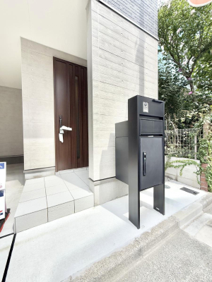 ���� �O�ρ� �V���v���Ŕ������A�Z�܂��̑���ۂ��ʂ錺�ւł�