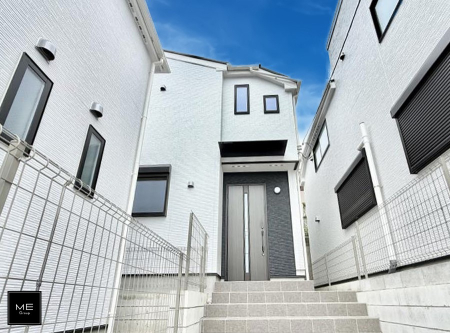 nOώʐ^ OρV炵n܂ꏊŁAƑJ[߂