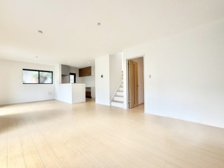 rO 났ƏΊ炪W܂AS܂郊rO