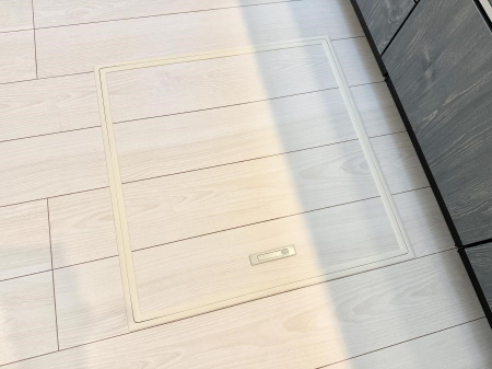 ̑ ݔBꂽ[Xy[XŉƑŜXbL