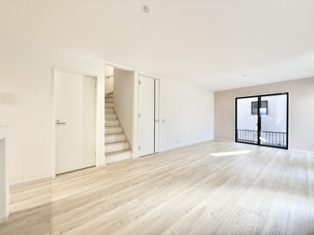 ���r���O �������V���v���������ґ�A��؂Ȑl�Ɖ߂����S���قǂ�����