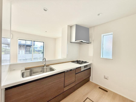 �L�b�`�� ���������y���݂ƐH�ׂ�K����͂���L�b�`��